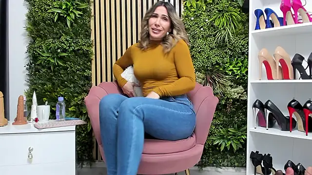 Snapshot of sweetcherry30 chatting on February 6, 2026, 7:15 am sweetcherry30 online show from February 6, 2026, 7:15 am