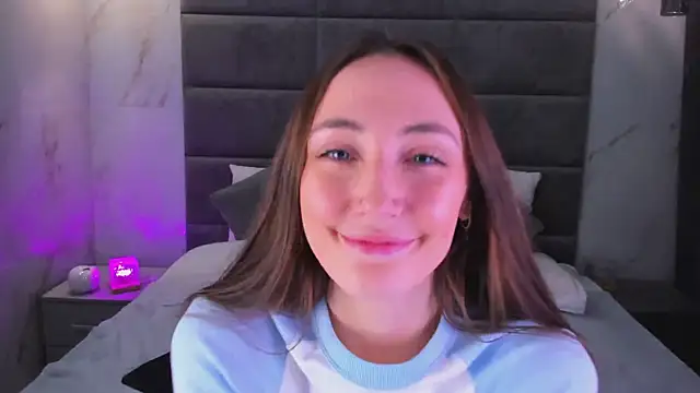 Snapshot of Lexi_Split chatting on September 26, 2025, 8:43 am Lexi Split online show from September 26, 2025, 8:43 am