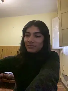 Snapshot of calliemaggotbone chatting on April 9, 2026, 6:14 pm calliemaggotbone online show from April 9, 2026, 6:14 pm