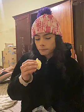 Snapshot of calliemaggotbone chatting on February 10, 2026, 7:18 am calliemaggotbone online show from February 10, 2026, 7:18 am