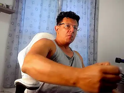 pedropicapi online show from October 28, 2025, 3:33 pm