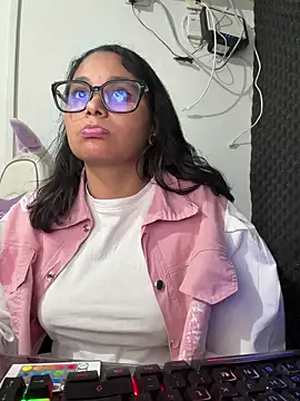 Snapshot of Cuteprincess21 chatting on February 21, 2026, 11:51 pm Cuteprincess21 online show from February 21, 2026, 11:51 pm