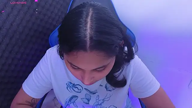 Snapshot of Cuteprincess21 chatting on February 18, 2026, 1:47 am Cuteprincess21 online show from February 18, 2026, 1:47 am