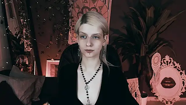 Noah ElmerX online show from November 22, 2025, 8:29 pm