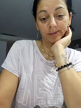 Snapshot of bruneta_sexy23 chatting on October 26, 2025, 5:30 am bruneta sexy23 online show from October 26, 2025, 5:30 am