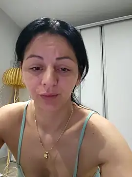 Snapshot of bruneta_sexy23 chatting on March 21, 2025, 4:28 am bruneta sexy23 online show from March 21, 2025, 4:28 am