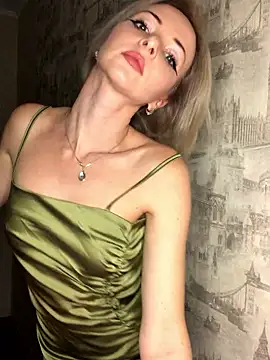 Kristina03 online show from January 13, 2026, 9:08 pm