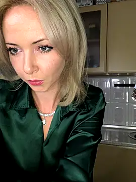 Kristina03 online show from October 22, 2025, 8:30 pm