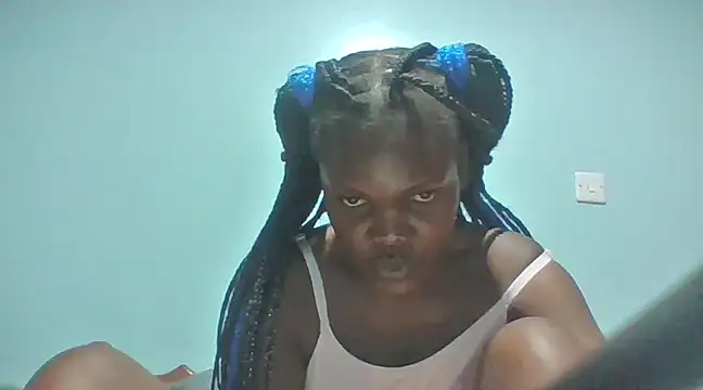 cute roxie online show from February 15, 2025, 9:39 pm