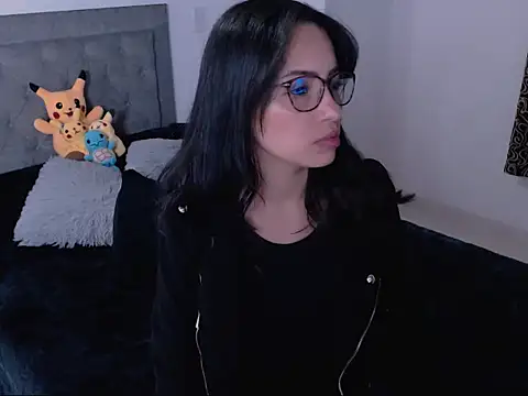 diana  34 online show from September 12, 2025, 12:33 am