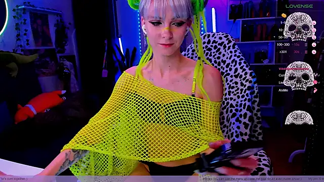 Fridart-house Fortuna online show from November 12, 2025, 10:02 pm