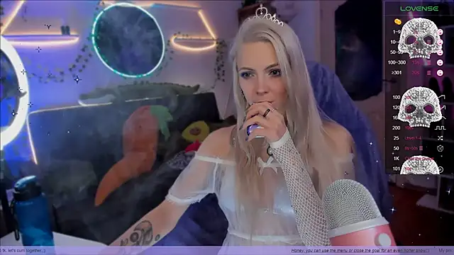 Snapshot of Fridart-house_Fortuna chatting on October 11, 2025, 1:50 am Fridart-house Fortuna online show from October 11, 2025, 1:50 am