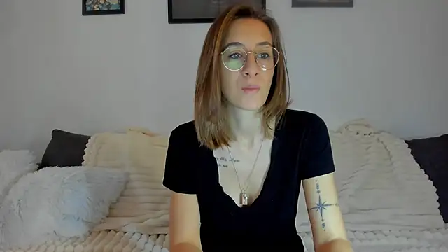 DesireMore90 online show from January 16, 2026, 7:56 am