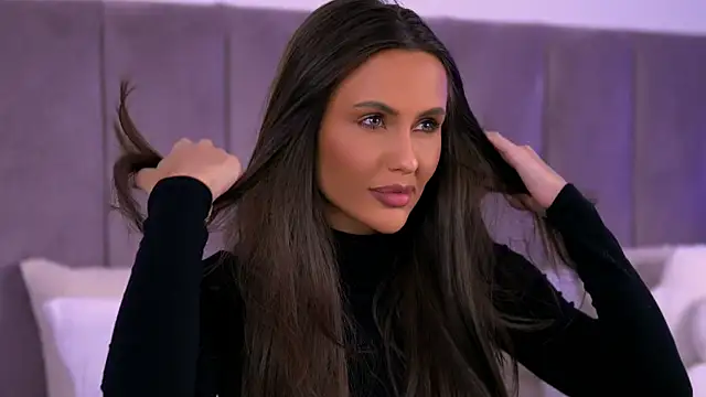 Snapshot of AnaisBellas chatting on November 15, 2025, 1:09 am AnaisBellas online show from November 15, 2025, 1:09 am