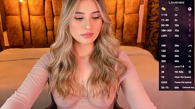 KiaraCarter online show from November 28, 2025, 7:58 pm