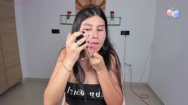 emily villamil online show from April 20, 2026, 11:39 pm