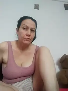 Snapshot of Mira_bel chatting on October 2, 2025, 10:07 am Mira bel online show from October 2, 2025, 10:07 am