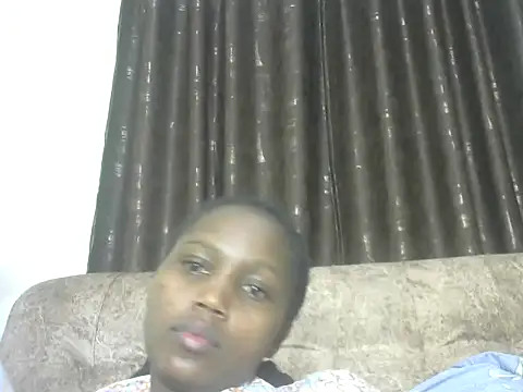 Snapshot of AurelAda chatting on September 9, 2025, 10:19 pm AurelAda online show from September 9, 2025, 10:19 pm