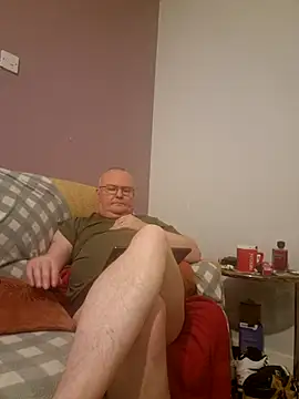 FriendlyDave online show from February 24, 2025, 10:47 pm