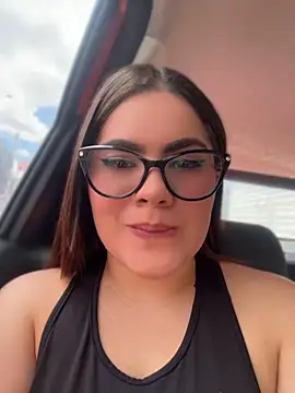 Valenhillxh online show from July 14, 2026, 3:29 pm