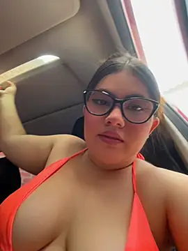 Valenhillxh online show from July 15, 2026, 5:42 pm