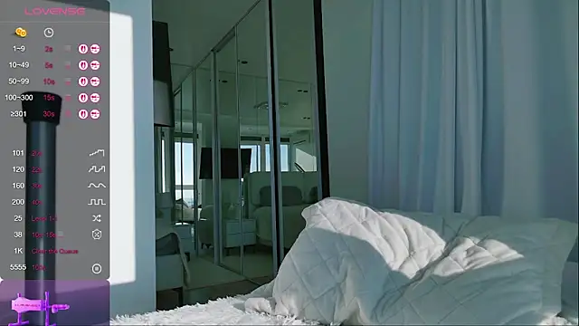 Snapshot of wowEva chatting on March 9, 2025, 11:47 am wowEva online show from March 9, 2025, 11:47 am