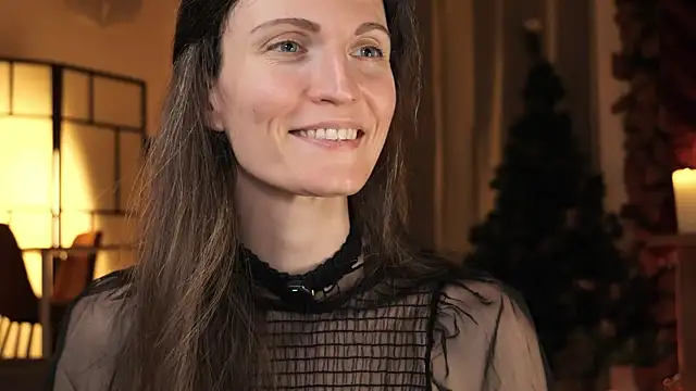 yulladao online show from November 30, 2025, 5:03 pm