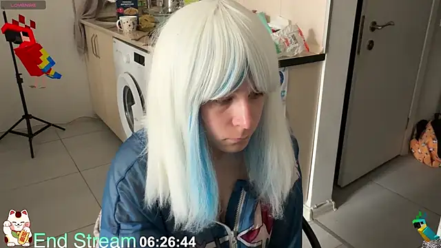 ShiroiFubuki online show from May 13, 2026, 7:59 am