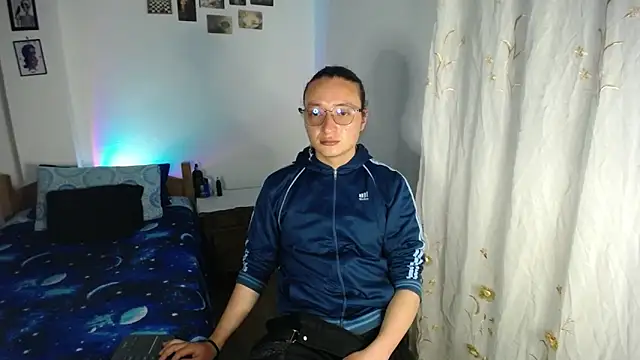 Snapshot of monkeywillwhite chatting on February 16, 2026, 2:10 am monkeywillwhite online show from February 16, 2026, 2:10 am