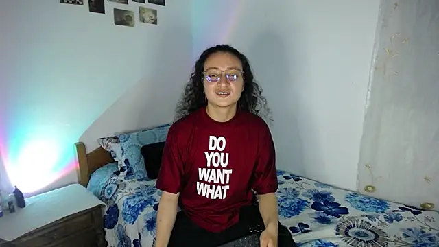 Snapshot of monkeywillwhite chatting on March 2, 2026, 5:08 am monkeywillwhite online show from March 2, 2026, 5:08 am