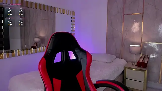 Snapshot of Jiggly__ chatting on March 10, 2026, 5:44 am Jiggly online show from March 10, 2026, 5:44 am