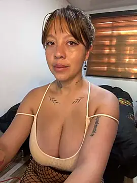 Bruja lu online show from March 8, 2025, 3:02 pm