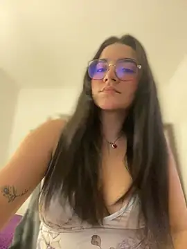 Snapshot of Lia_flowers chatting on March 5, 2025, 11:05 pm Lia flowers online show from March 5, 2025, 11:05 pm