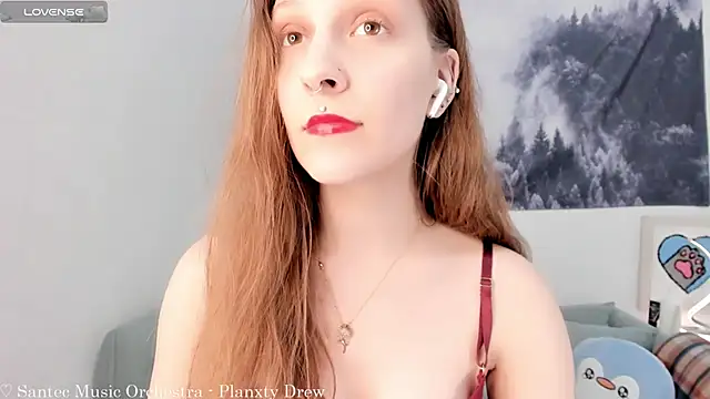 SolarAlice online show from March 19, 2025, 6:34 pm