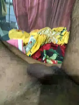 Sanjaymartin29 online show from February 5, 2026, 1:12 am