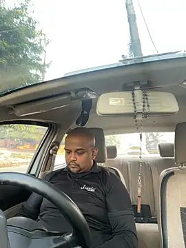 Dick 6inches online show from November 6, 2025, 1:53 am