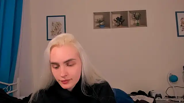 OliviaKisss online show from May 19, 2026, 5:31 pm