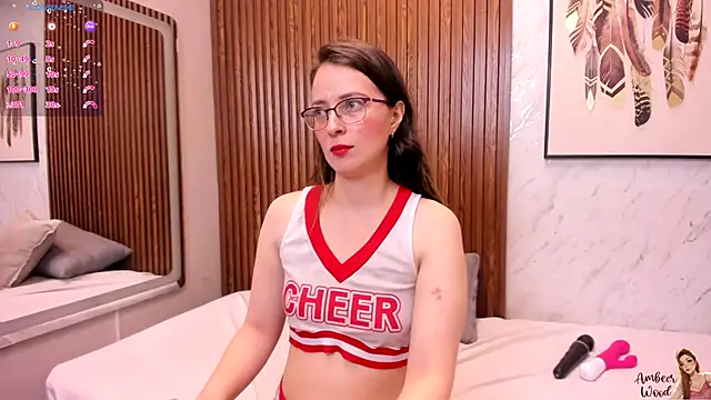 AmbeerWood  online show from December 20, 2025, 12:08 pm