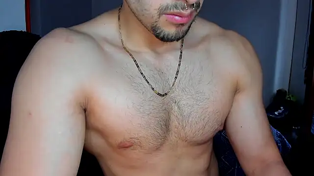 Snapshot of Tommy_Bred chatting on November 28, 2025, 4:51 pm Tommy Bred online show from November 28, 2025, 4:51 pm