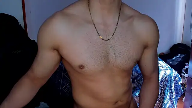 Snapshot of Tommy_Bred chatting on November 18, 2025, 6:11 pm Tommy Bred online show from November 18, 2025, 6:11 pm