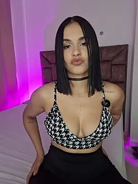 heyshaa online show from July 10, 2026, 8:42 pm