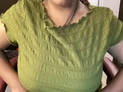 Snapshot of shanayaaa_1 chatting on February 14, 2026, 8:58 am shanayaaa 1 online show from February 14, 2026, 8:58 am