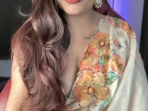 shanayaaa 1 online show from November 14, 2025, 6:55 pm