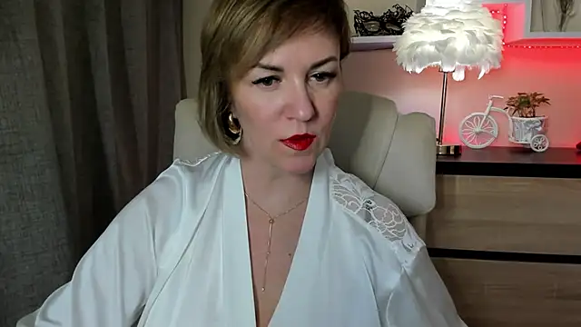 feliziaDesire online show from November 4, 2025, 12:53 pm