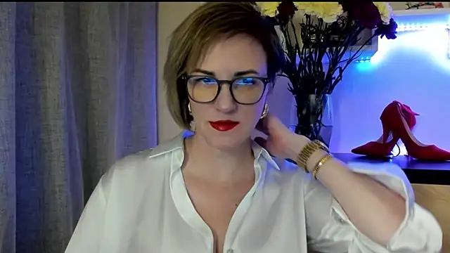 feliziaDesire online show from October 13, 2025, 12:51 pm