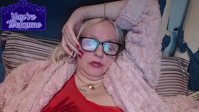 martachatte online show from April 3, 2026, 7:31 pm