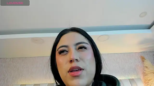 Snapshot of Rebeca_jones chatting on March 10, 2026, 12:31 pm Rebeca jones online show from March 10, 2026, 12:31 pm