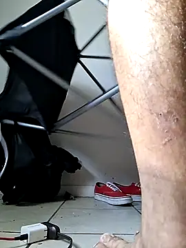 hungpenis210 online show from August 2, 2026, 10:51 pm