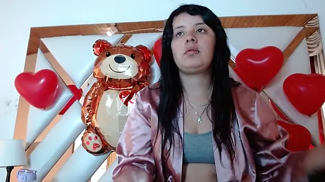 nathaly low1 online show from February 19, 2026, 12:57 pm