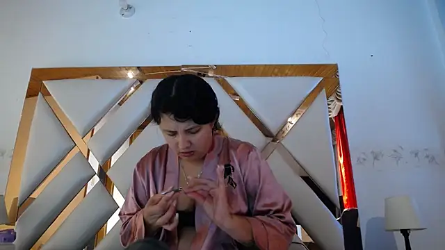 nathaly low1 online show from February 26, 2026, 1:11 pm